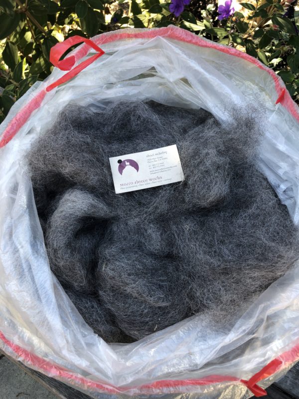 Dottie's Undyed Wool Roving-Dark Grey