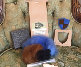 Needle-felting House Crest Kit